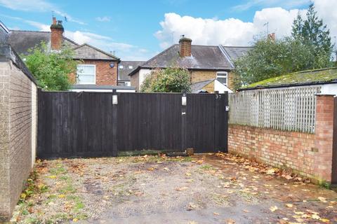 37 Anyards Road, Cobham, KT11 2LW