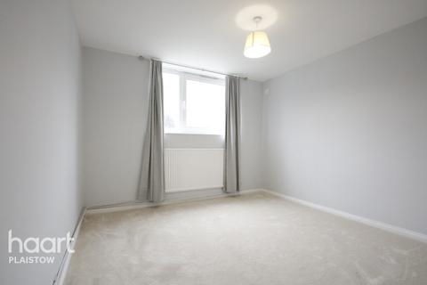 22 Morse Close, London, E13 0HL