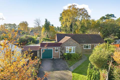 6 Ridgeway Close, Lightwater, GU18 5XU