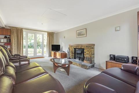 6 Ridgeway Close, Lightwater, GU18 5XU