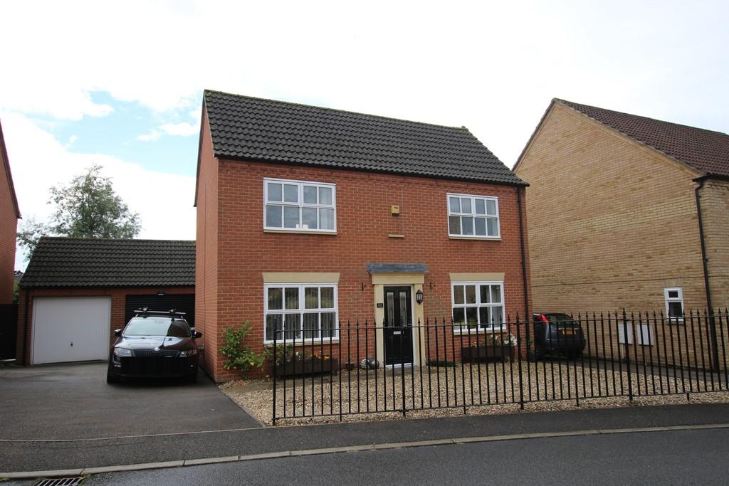 Columbine Road, Ely 3 bed detached house £339,950