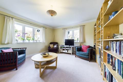 24 Berners Close, Grange-over-sands, LA11 7DQ
