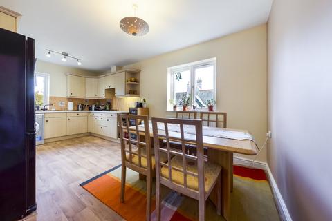 24 Berners Close, Grange-over-sands, LA11 7DQ