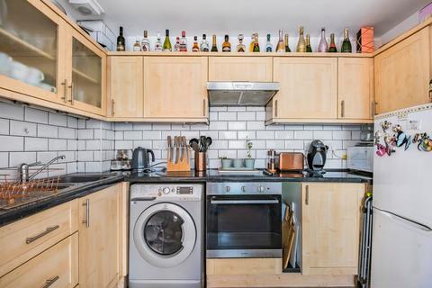 107 Seymour Way, Sunbury-on-thames, TW16 7NL