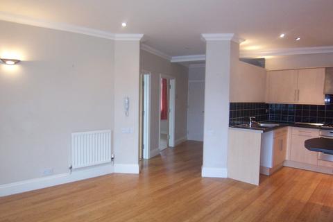 2 bedroom apartment to rent, Newport Road, Barnstaple, Devon, EX32