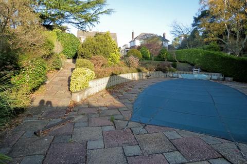 13 Corfe Way, Broadstone, BH18 9ND
