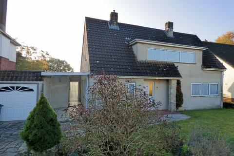 13 Corfe Way, Broadstone, BH18 9ND