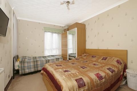 38 The Mound, London, SE9 3AZ