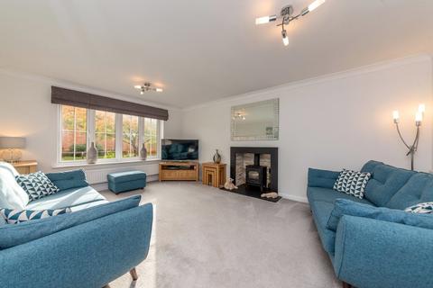 8 Foxton Close, Alrewas, Burton-on-trent, DE13 7FE