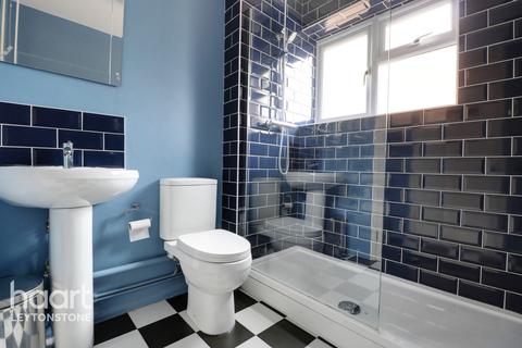 4b Forest Road, Leytonstone, London, E11 1JT