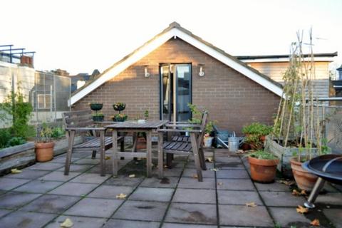 2 bedroom flat to rent, Hackney Road, London E2