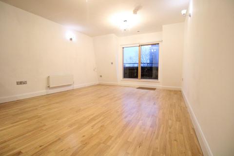 2 bedroom flat to rent, Hackney Road, London E2