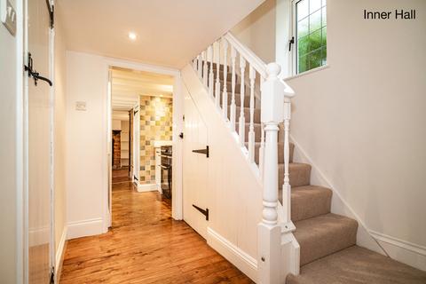 Hambledon Cottage High Street, Streatley, Reading, RG8 9JD