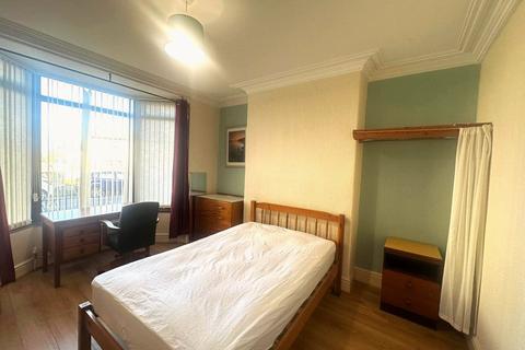 5 bedroom terraced house to rent, Friars Avenue, Bangor, Gwynedd, LL57
