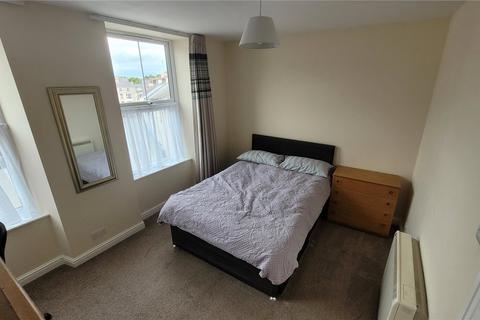 3 bedroom end of terrace house to rent, Hill Street, Bangor, Gwynedd, LL57