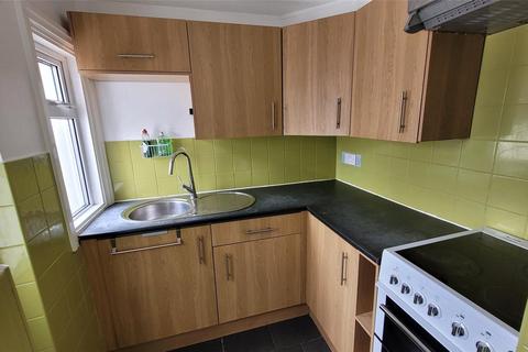 3 bedroom end of terrace house to rent, Hill Street, Bangor, Gwynedd, LL57