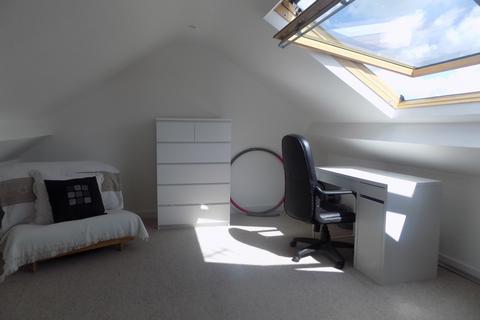 3 bedroom terraced house to rent - Garth Road, Bangor, Gwynedd, LL57