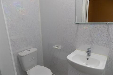 1 bedroom apartment to rent, Ffordd Y Ffynnon, Bangor, Gwynedd, LL57