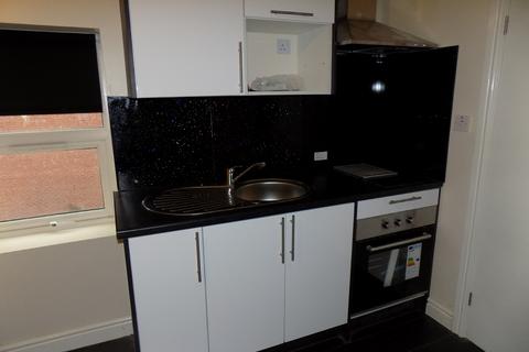 1 bedroom apartment to rent, Ffordd Y Ffynnon, Bangor, Gwynedd, LL57