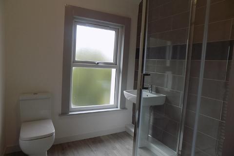 2 bedroom end of terrace house to rent, Caellepa, Bangor, Gwynedd, LL57