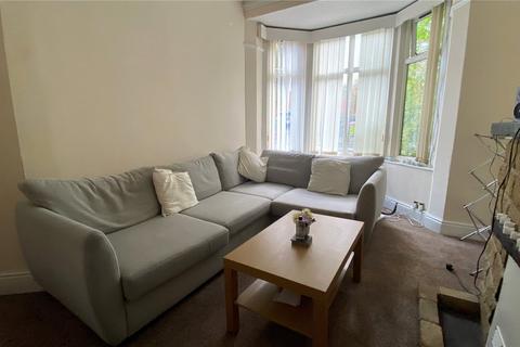 5 bedroom end of terrace house to rent, High Street, Bangor, LL57