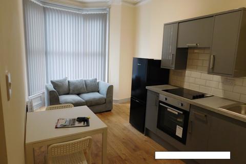 2 bedroom apartment to rent, High Street, Bangor, Gwynedd, LL57