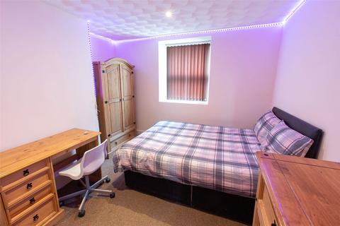 10 bedroom house to rent, Holyhead Road., Bangor, Gwynedd, LL57