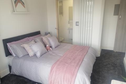 11 bedroom end of terrace house to rent, Holyhead Road, Bangor, Gwynedd, LL57