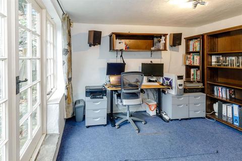 43 Abbey Road, Knaresborough, HG5 8HY
