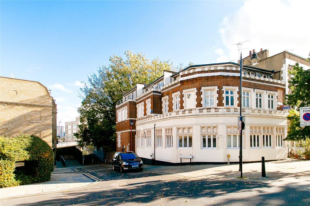 Cadogan Terrace, London, E9 3 bed £2,500 pcm (£577 pw)