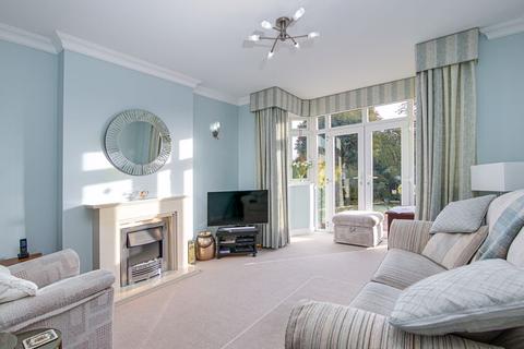 152 Mere Green Road, Sutton Coldfield, B75 5DH