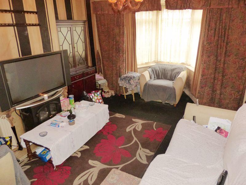 Lounge 1