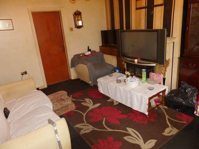 Lounge 2