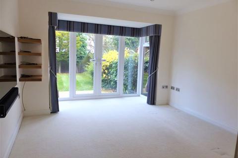 2 Fennel Grove, Streetly, Sutton Coldfield, B74 3QY