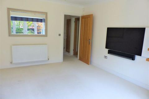 2 Fennel Grove, Streetly, Sutton Coldfield, B74 3QY