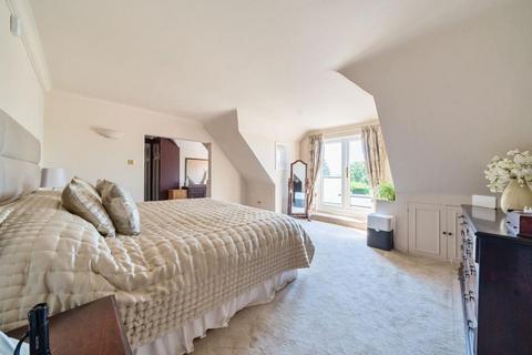 The Thatched Cottage Knowle Hill, Virginia Water, GU25 4HZ