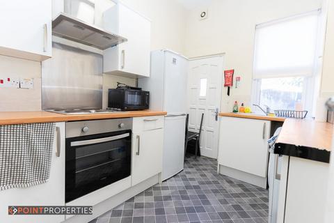 3 bedroom terraced house to rent, Liverpool L15