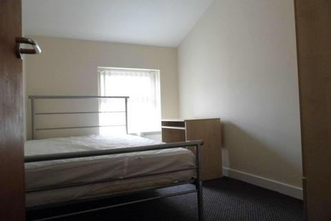 2 bedroom apartment to rent, Liverpool L15