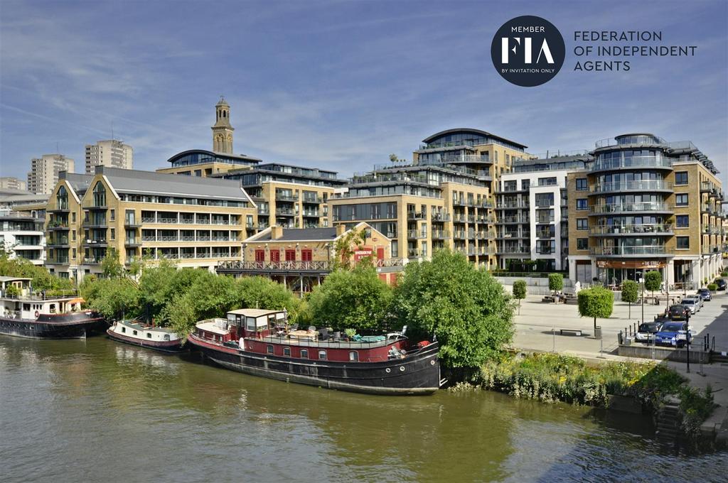 Kew Bridge Road