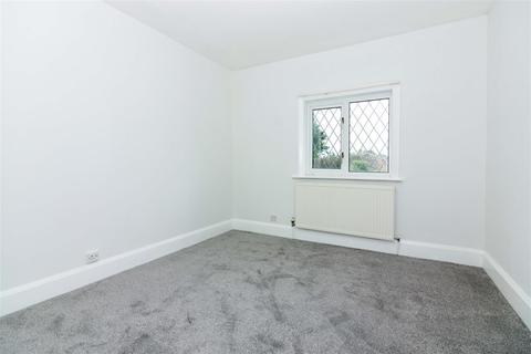 7 Limbrick Lane, Goring By Sea, Worthing, BN12 6AA