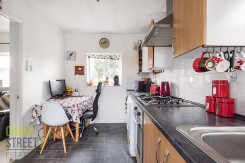 30 Gatwick Way, Hornchurch, RM12 6DX