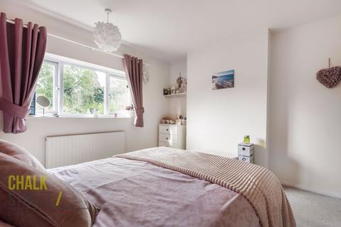 30 Gatwick Way, Hornchurch, RM12 6DX