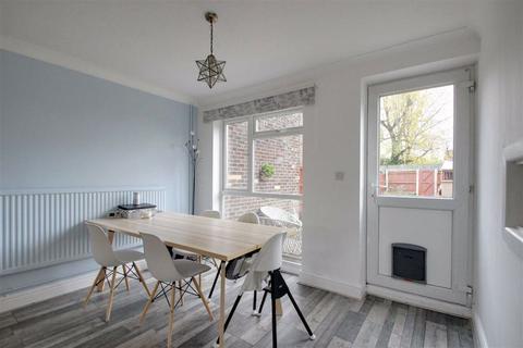 22 Croft Close, Chipperfield, Kings Langley, WD4 9PA