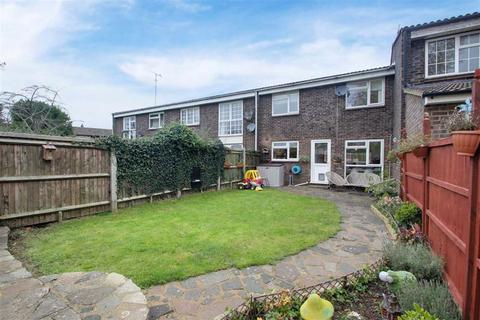 22 Croft Close, Chipperfield, Kings Langley, WD4 9PA