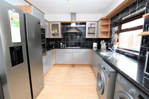 9 Pendragon Lane, Bradford, BD2 4JL