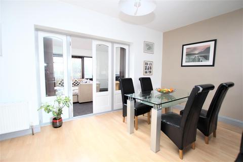9 Pendragon Lane, Bradford, BD2 4JL