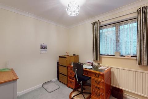8 Northdowns Close, Old Wives Lees, Canterbury, CT4 8BP