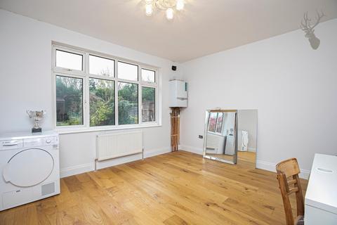 23 Orchard Drive, Theydon Bois, Epping, CM16 7DH