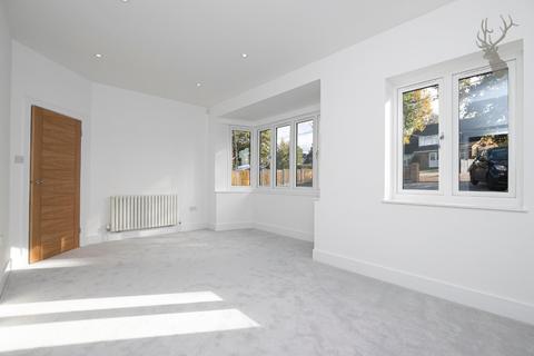 The Oaks Bournebridge Lane, Stapleford Abbotts, Romford, RM4 1LT