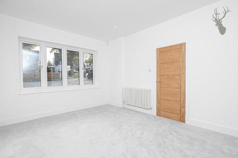 The Oaks Bournebridge Lane, Stapleford Abbotts, Romford, RM4 1LT